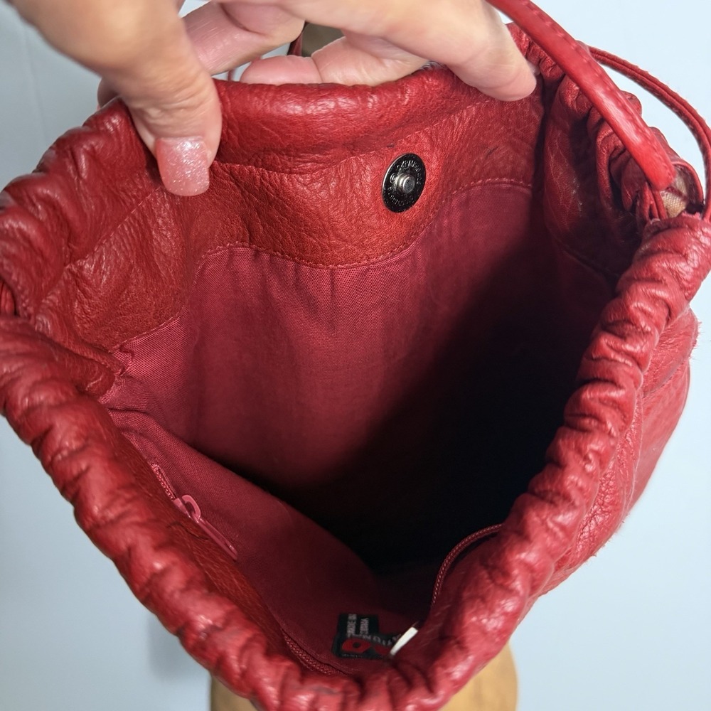 Hobo International Crossbody Bag Red Leather Hobo Vintage Hippie Purse - Picture 14 of 16